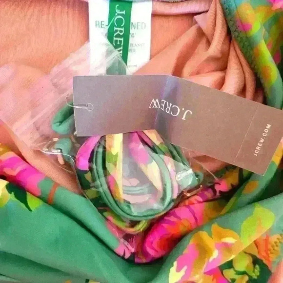 J.Crew Crisscross Cutout Bandeau One-Piece In Rose Garden Plus Size 22 NWTS. - Picture 6 of 7